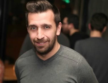 Θάνος Πετρέλης: «Με τον Φοίβο δεν έχουμε τσακωθεί, αλλά…» (βίντεο)